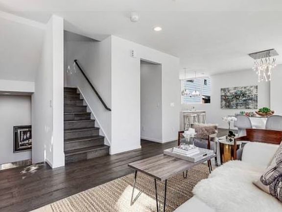 4th image of 730 26th Ave S