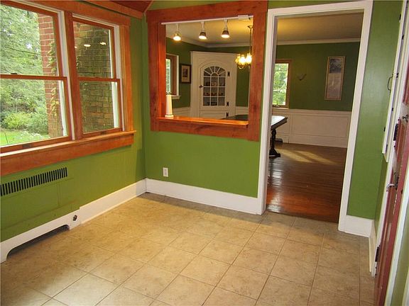 4th image of 295 N Main St