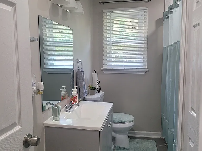 16309 Holly Hill Dr — Photo 13