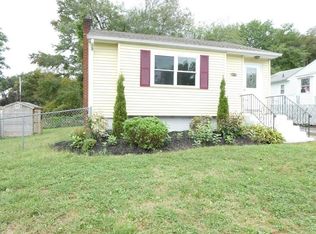 90 Leroy Ave, Methuen, MA 01844
