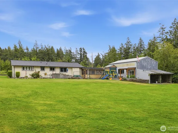 3343 Garfield Court, Oak Harbor, WA 98277