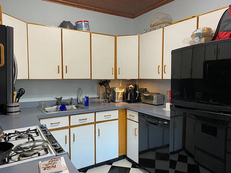 17 Walnut St — Photo 14