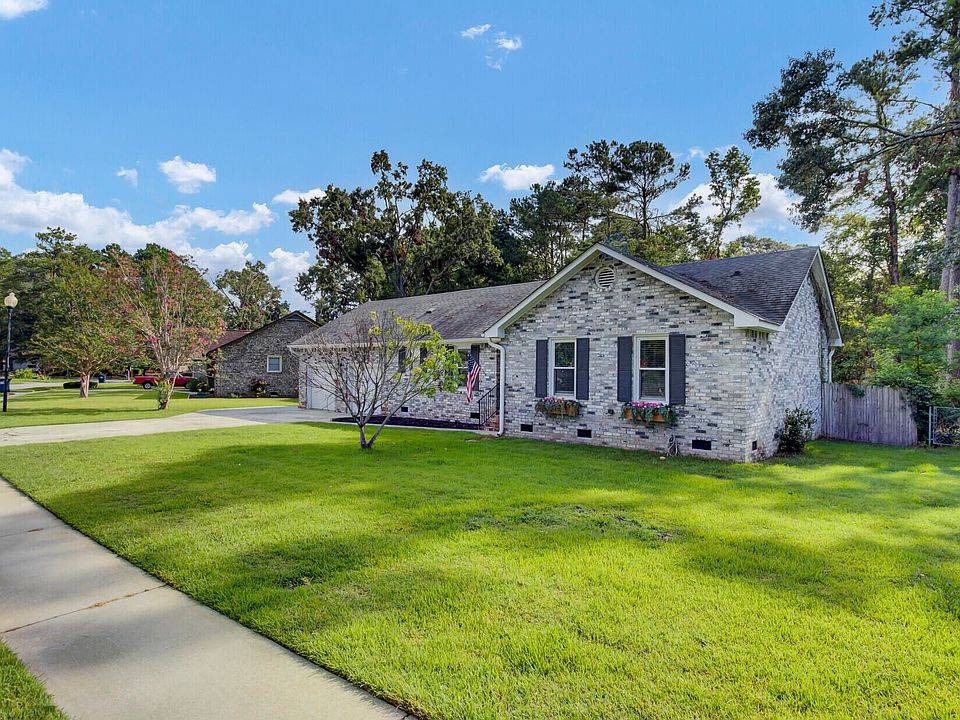 1st image of 316 Chessington Cir