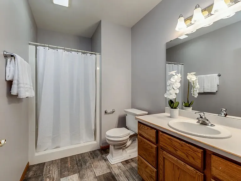 1245 Saint Patrick Way — Photo 46