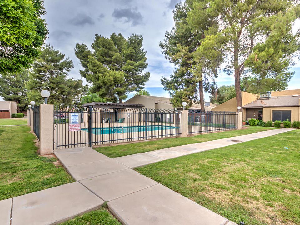 1st image of 629 N Mesa Dr APT 17