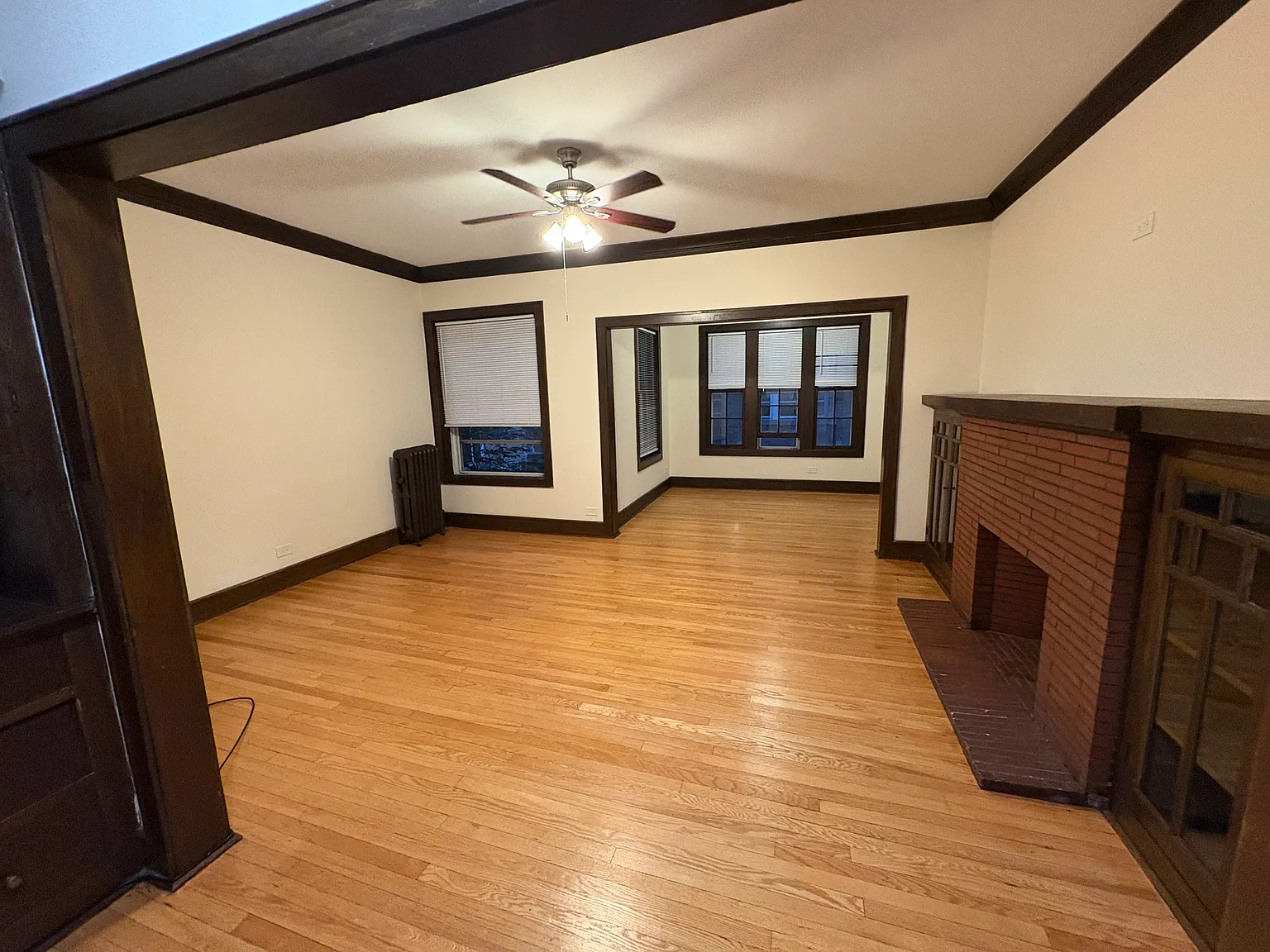 1 bed, 850 sqft, $1,595 — Photo 2