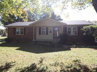 933 Detour Rd, Bowling Green, KY 42101