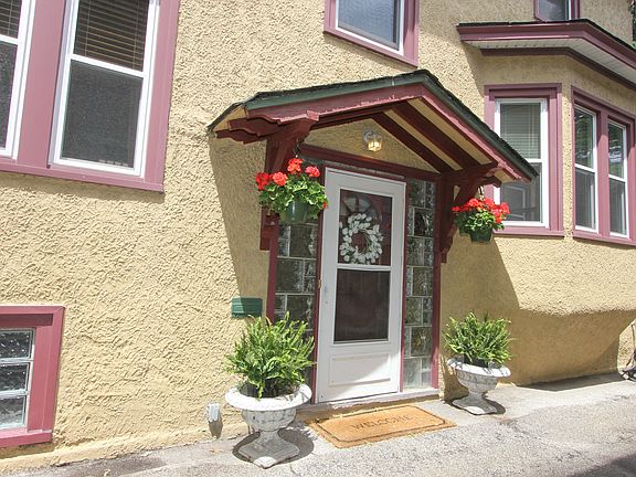 2nd image of 1020 S Oak Park Ave