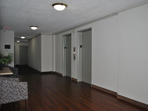 3rd image of 6641 Wakefield Dr APT 205