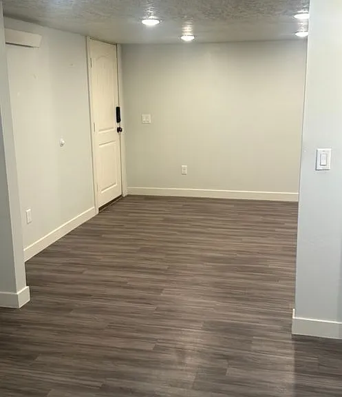 229 N Main St — Photo 7