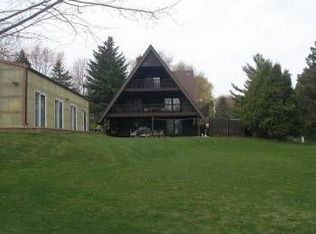 2835 Long Valley Rd, Richfield, WI 53076