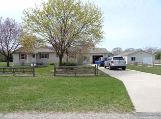 412 6th St, Eastlake, MI 49626