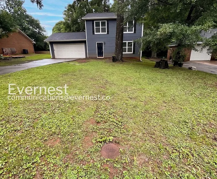 506 Chestnut Ln — Photo 3