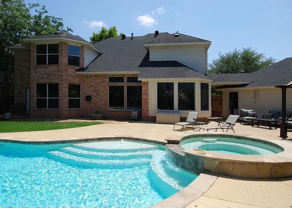 1st image of 10403 E Crosby Ln