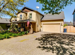 3438 Ambleside Dr, Springfield, OR 97477