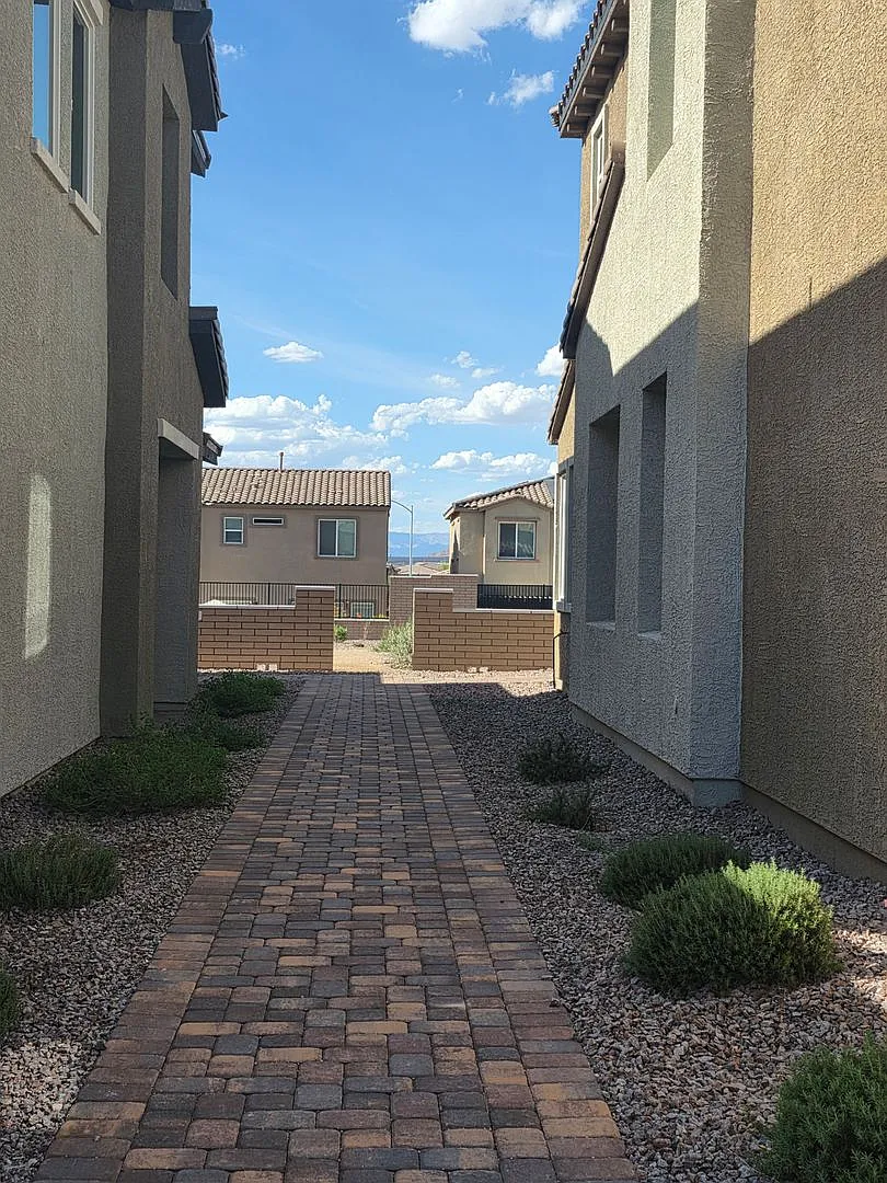 3-Bedroom, 2.5-Bath Townhome — Photo 3