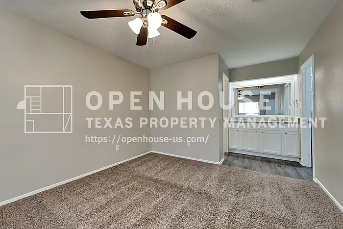 16854 Gleneagle Dr N — Photo 12