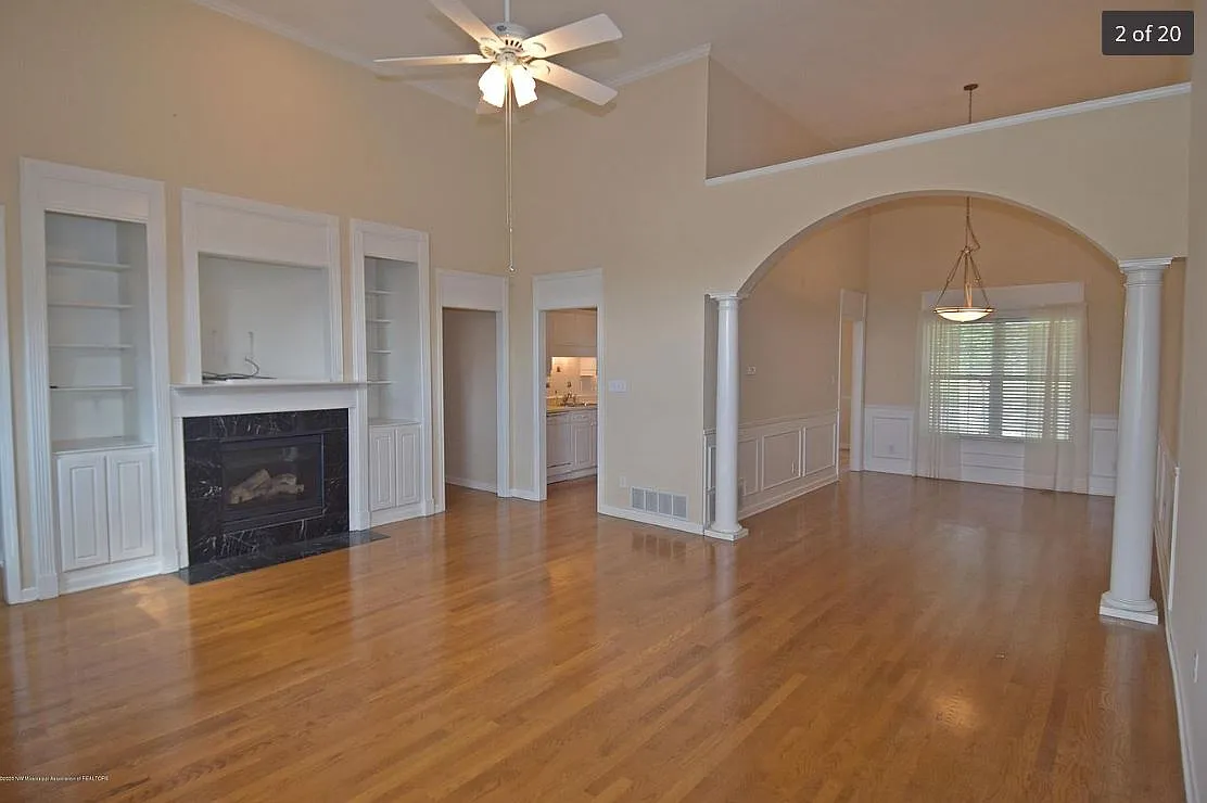 3 bed, 1806 sqft, $2,495 — Photo 2