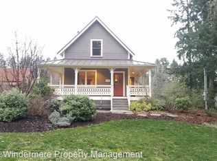4320 NE Old Mill Rd, Bainbridge Island, WA 98110