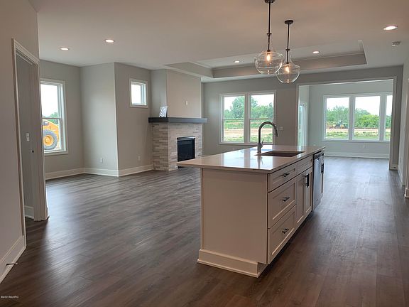 3rd image of 4714 Dune Grass Ln #50