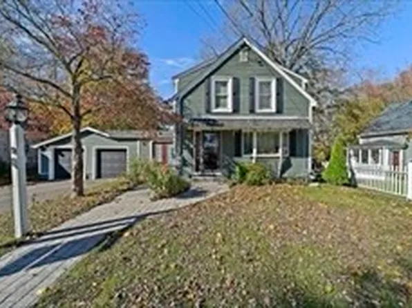 53 West St, Middleboro, MA 02346