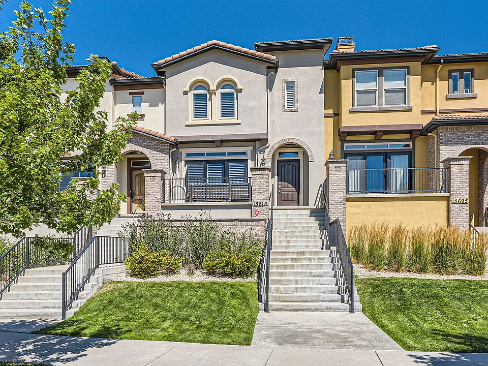 15615 W La Salle Ave