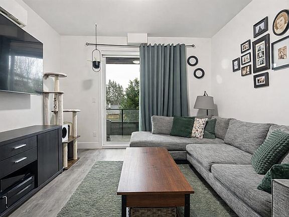 5th image of 12320 222nd St #204