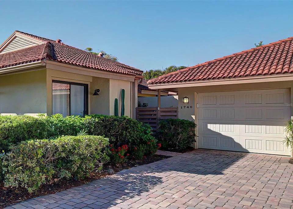 1740 Landings Blvd #39