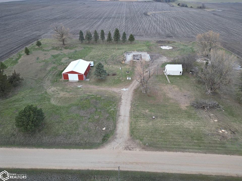 1st image of 446 195th St