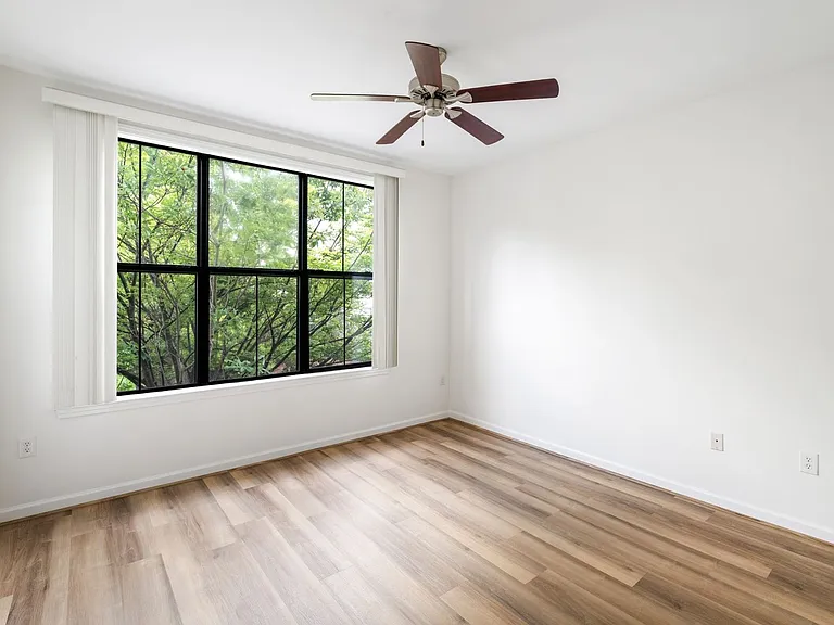 760 Walker Sq #3C — Photo 20