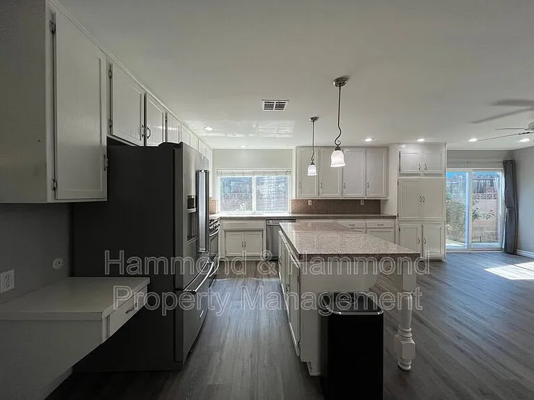 5716 Bloomfield St — Photo 6