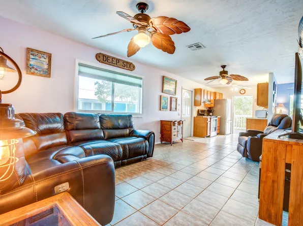 300 Spanish Main Dr, Cudjoe Key, FL 33042