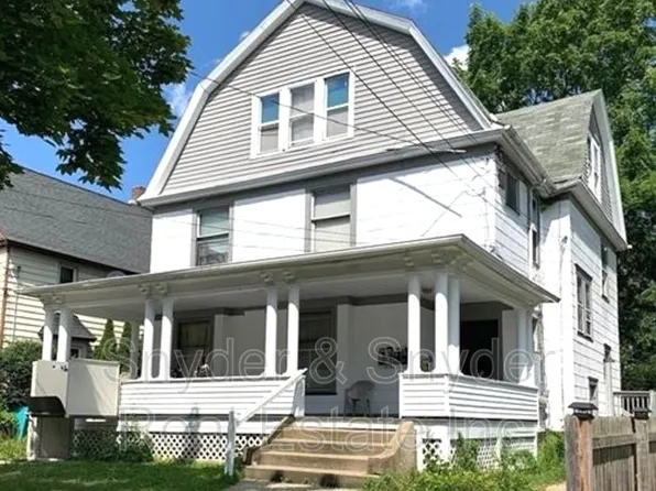 191 Rhodes Ave APT 4, Akron, OH 44302