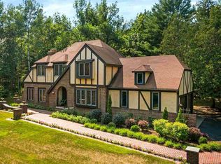 1923 Valhalla Dr, Duluth, MN 55811