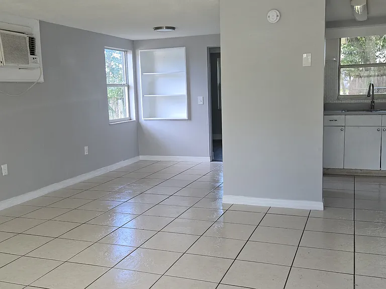 5423 Pasadena Dr #2 — Photo 7