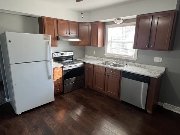 2003 Ottawa St, Leavenworth, KS 66048