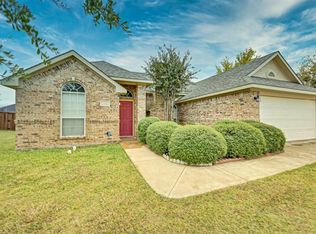 600 Oliver Ln, Waxahachie, TX 75165
