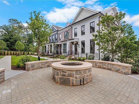 5th image of 3155 Paley Dr
