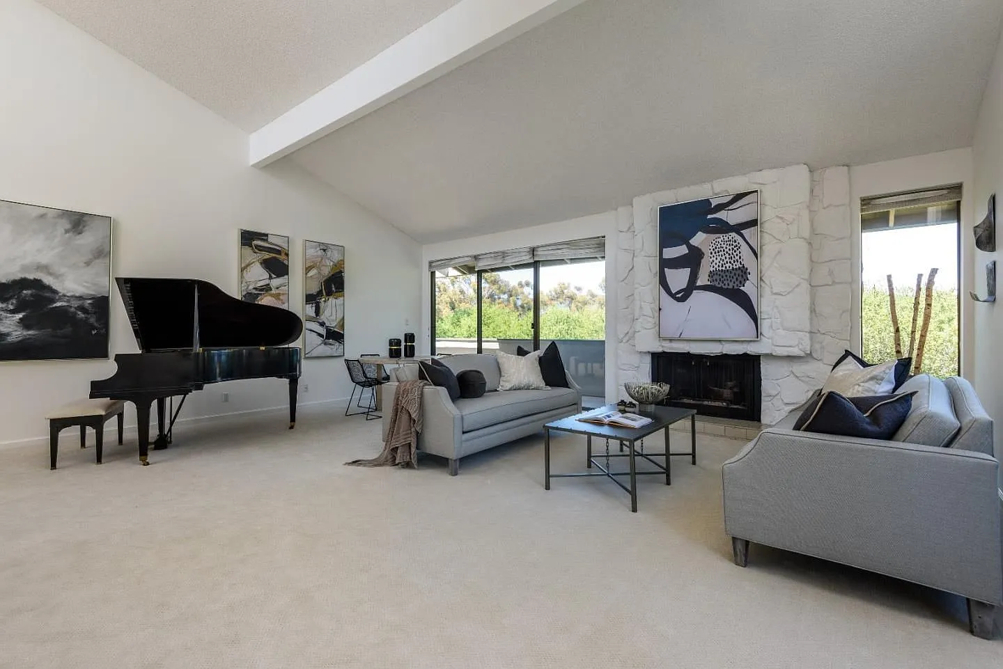 8 Mansion Ct #722 photo 1