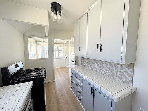 5th image of 142 Main St #C