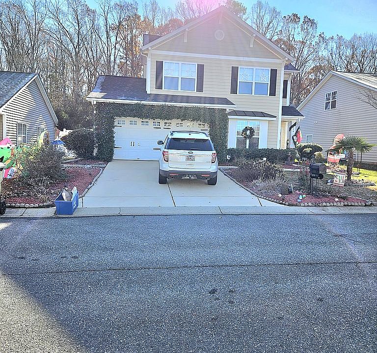 1st image of 676 Goldflower Dr