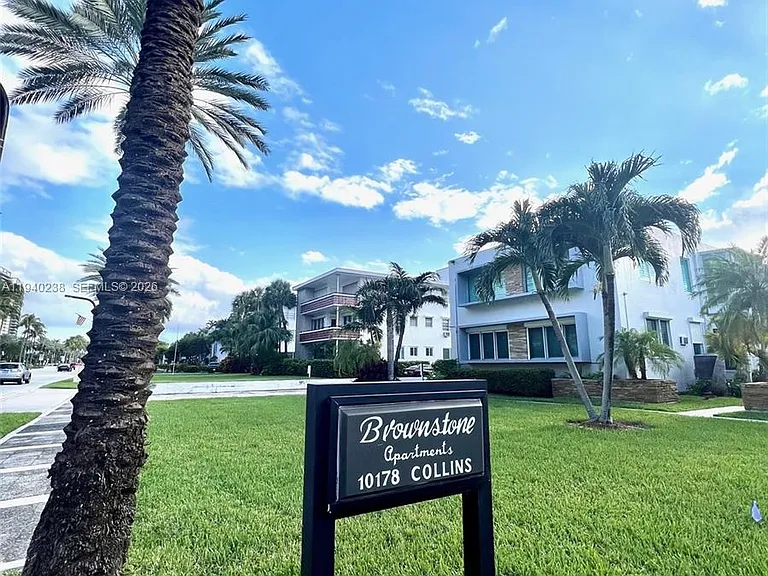 10178 Collins Ave #107 — Photo 18