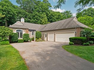 2724 Aspen Ct, Ann Arbor, MI 48108