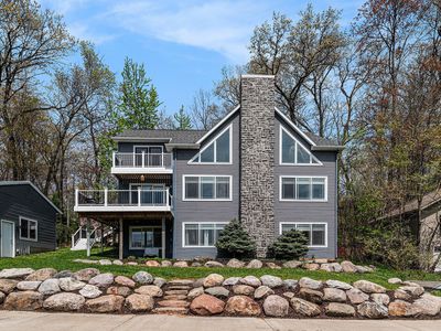 7379 Wimpole Dr NE, Belding, MI, 48809