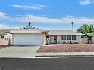 102 Hollyhock Ln, Las Vegas, NV 89107