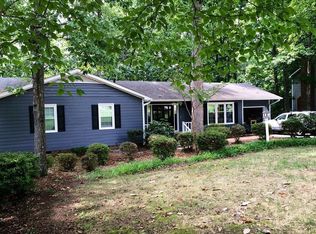 8213 Clear Brook Dr, Raleigh, NC 27615