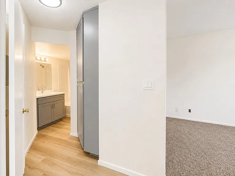 8598 Tamarind Ave #G — Photo 4