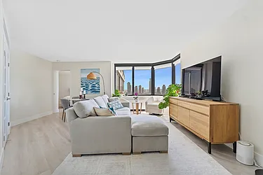 415 East 37th Street