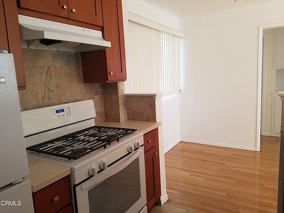 5th image of 1209 Pine St APT B