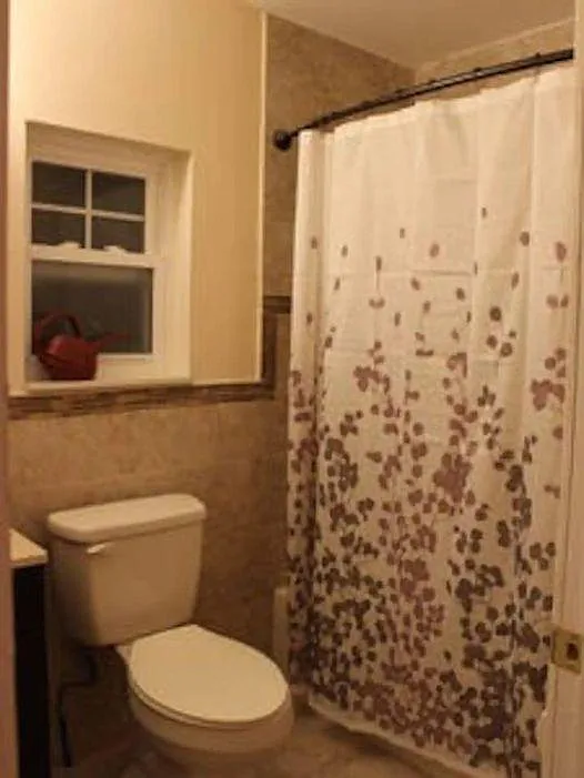 2 bed, $2,300 — Photo 3